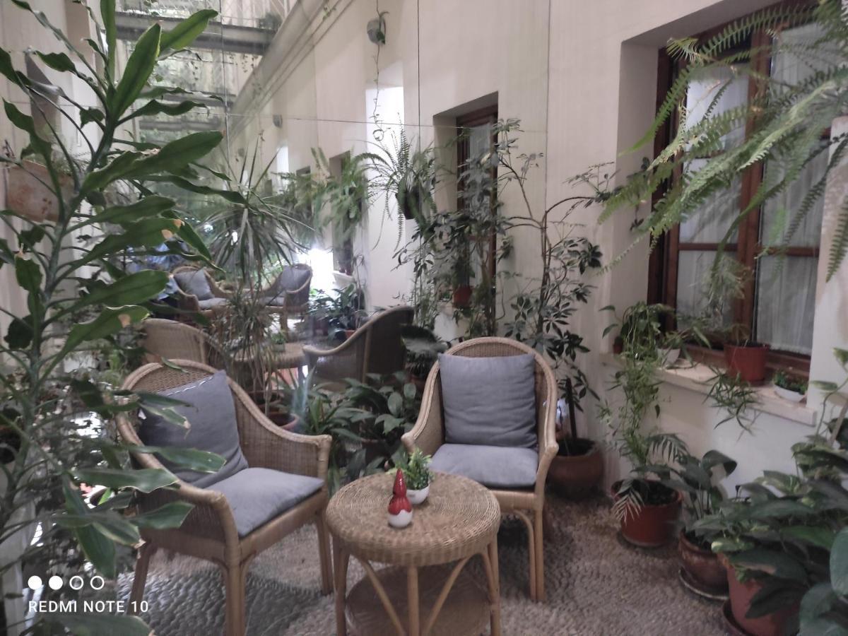 Hostal Puerta Carmona Sevilla Dış mekan fotoğraf