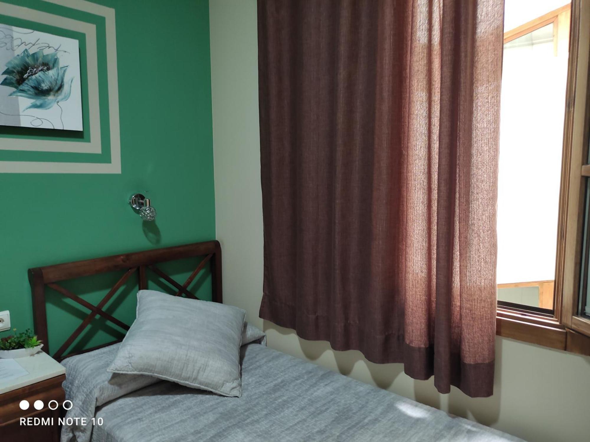 Hostal Puerta Carmona Sevilla Oda fotoğraf