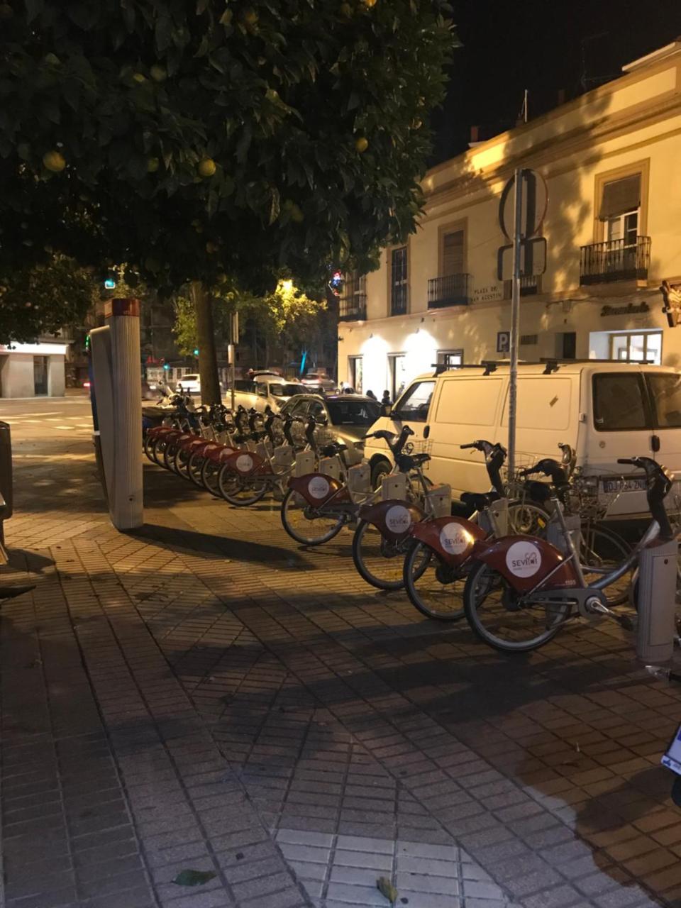 Hostal Puerta Carmona Sevilla Dış mekan fotoğraf
