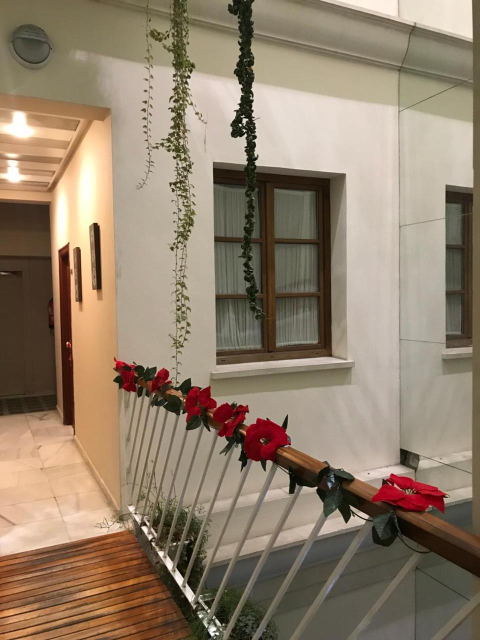 Hostal Puerta Carmona Sevilla Dış mekan fotoğraf